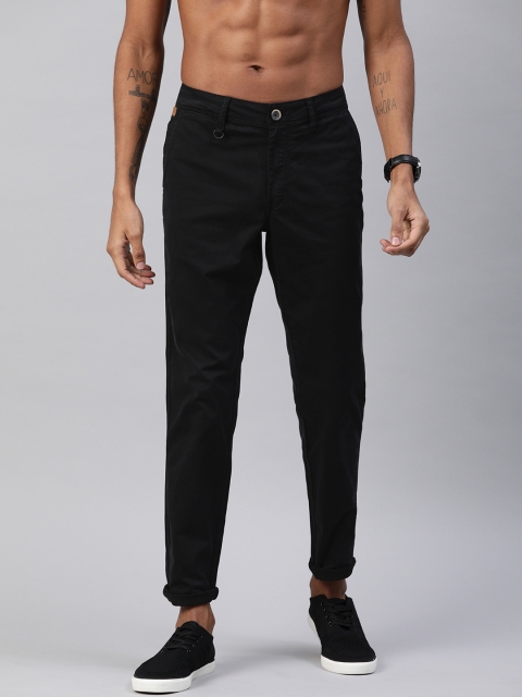 

Roadster Men Black Regular Fit Solid Regular Trousers