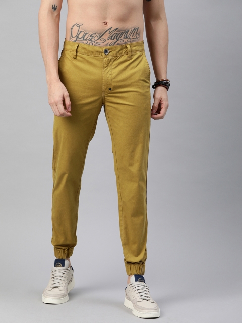 

Roadster Men Khaki Regular Fit Solid Joggers