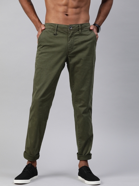 

The Roadster Lifestyle Co Men Olive Green Regular Fit Solid Regular Trousers