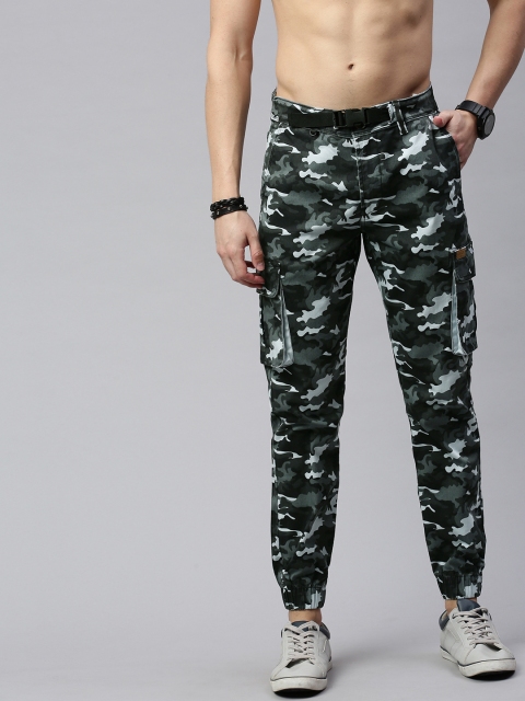 

Roadster Men Grey & Black Straight Fit Camouflage Print Joggers