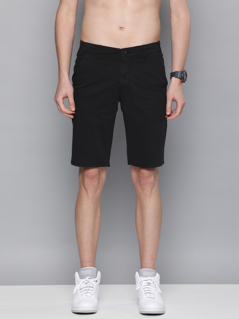 

HERE&NOW Men Black Slim Fit Solid Chino Shorts