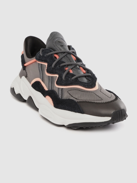 

ADIDAS Originals Men Black & Charcoal Grey Self Design Ozweego Sneakers
