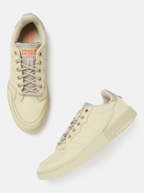 

ADIDAS Originals Men Beige Solid Supercourt Sneakers