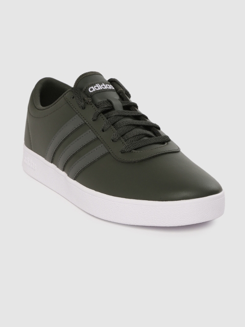 

ADIDAS Men Olive Green Solid Easy Vulc 2.0 Skate Shoes