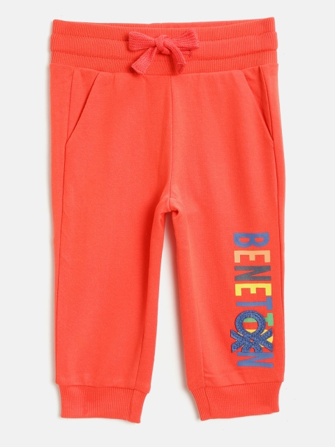 

United Colors of Benetton Boys Red Solid Joggers with Printed Detail