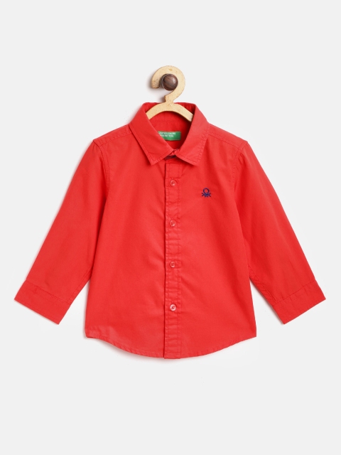 

United Colors of Benetton Boys Red Regular Fit Solid Casual Shirt