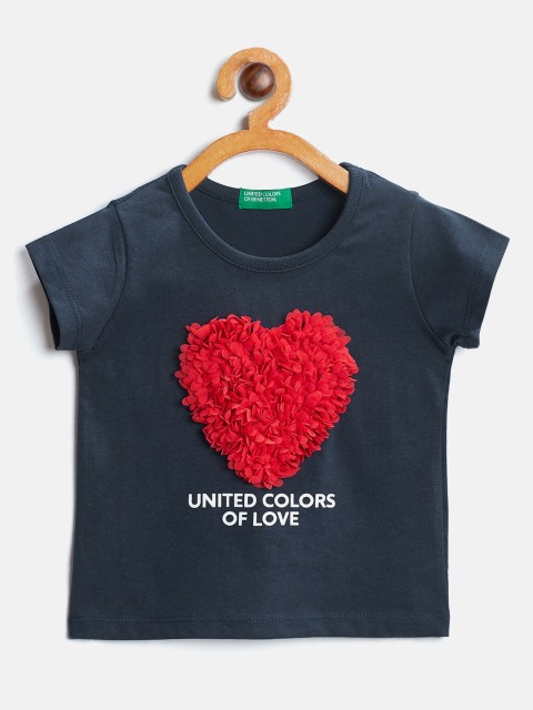 

United Colors of Benetton Girls Navy Blue & Red Heart Applique Round Neck T-shirt
