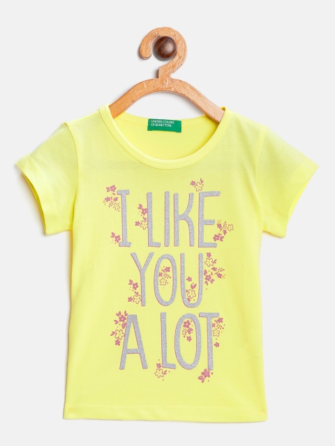 

United Colors of Benetton Girls Yellow Silver Printed Round Neck Pure Cotton T-shirt