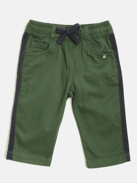

United Colors of Benetton Boys Olive Green Regular Fit Solid Trousers