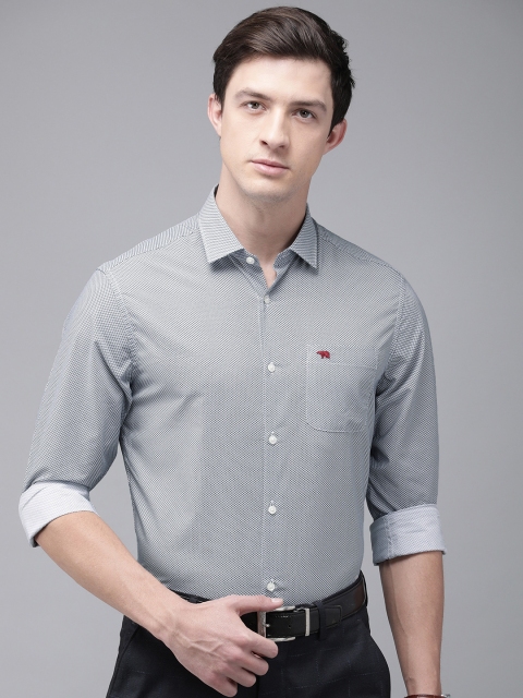 

THE BEAR HOUSE Men White & Navy Blue Slim Fit Printed Formal Shirt