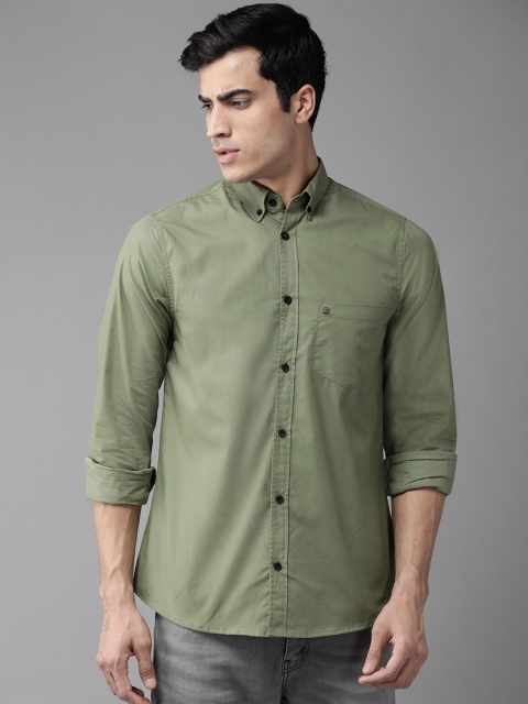

Hubberholme Men Green Regular Fit Solid Casual Shirt