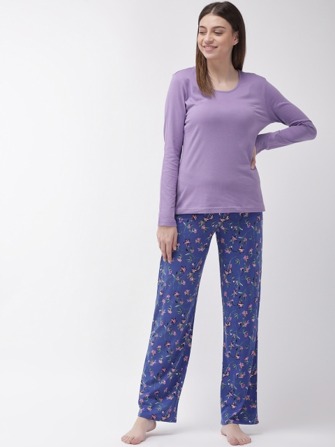 

Marks & Spencer Women Lavender & Blue Solid Night suit