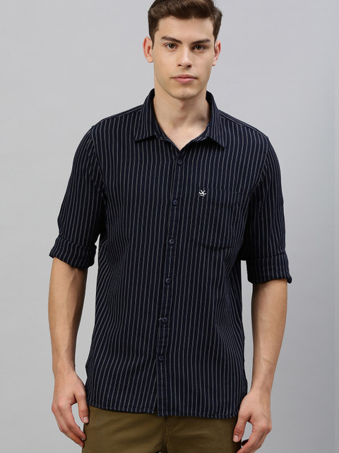 

WROGN Men Navy Blue & White Slim Fit Striped Casual Shirt