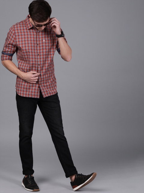 

WROGN Men Red & Teal Blue Slim Fit Checked Casual Shirt