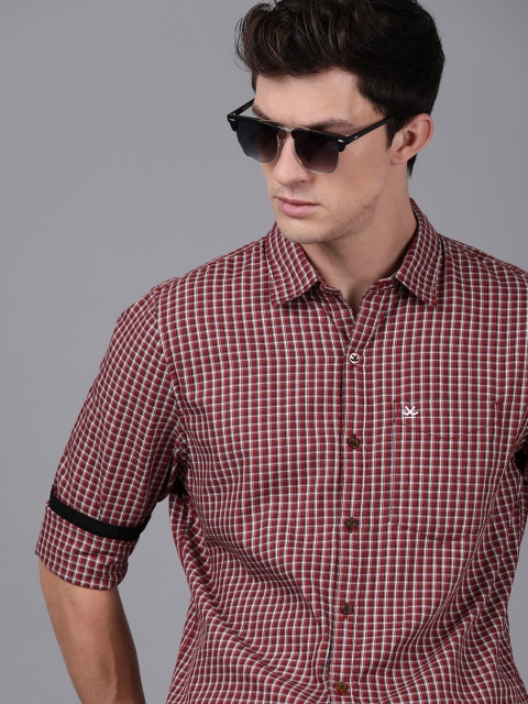 

WROGN Men Red & White Slim Fit Checked Casual Shirt