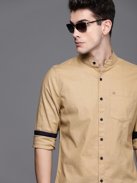 

WROGN Men Beige Slim Fit Casual Shirt