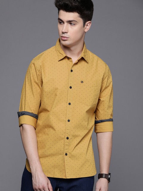 

WROGN Men Mustard Yellow & Black Slim Fit Printed Casual Shirt