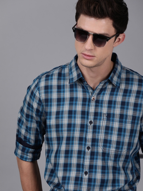 

WROGN Men Grey & Blue Slim Fit Checked Casual Shirt