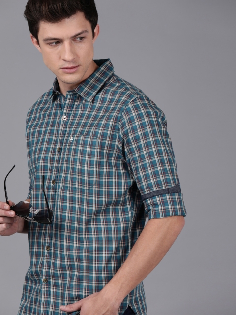 

WROGN Men Teal Blue & Off-White Slim Fit Checked Casual Shirt