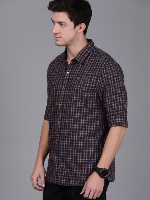 

WROGN Men Navy Blue & Beige Slim Fit Checked Casual Shirt