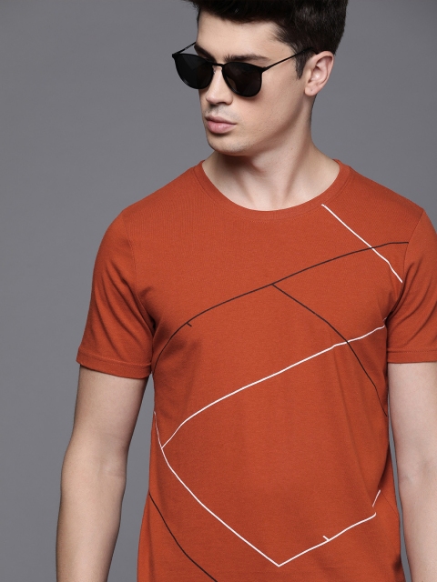 

WROGN Men Rust Orange Printed Slim Fit Round Neck T-shirt