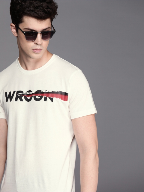 

WROGN Men Off-White Printed Round Neck T-shirt