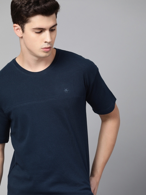 Men Navy Blue Solid Round Neck T-shirt