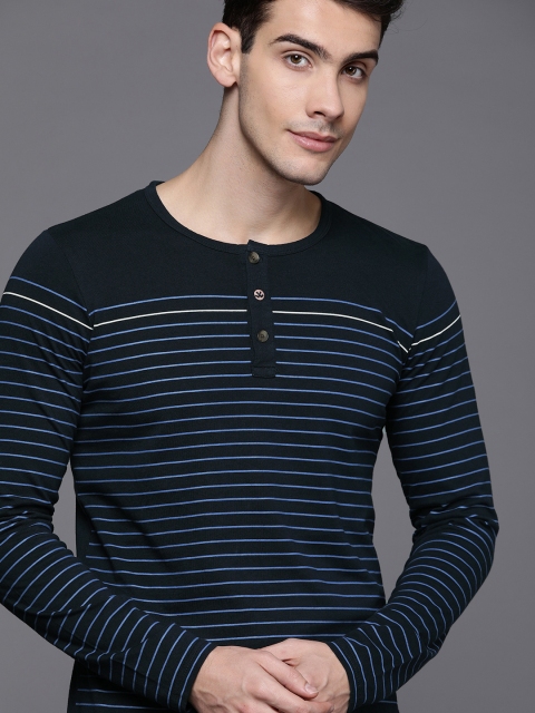 

WROGN Men Navy Blue Striped Slim Fit Henley Neck T-shirt