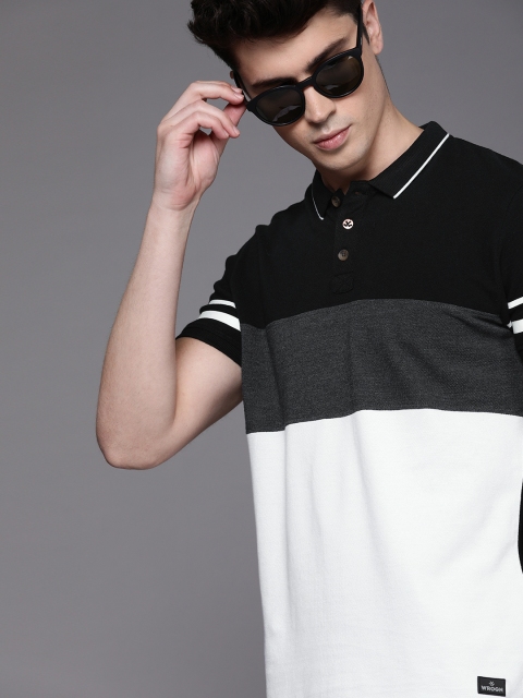

WROGN Men Black & White Slim Fit Colourblocked Polo Collar T-shirt