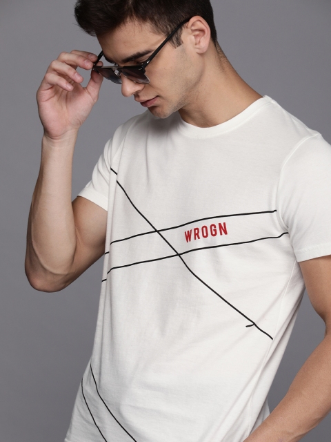 

WROGN Men White Printed Slim Fit Round Neck T-shirt