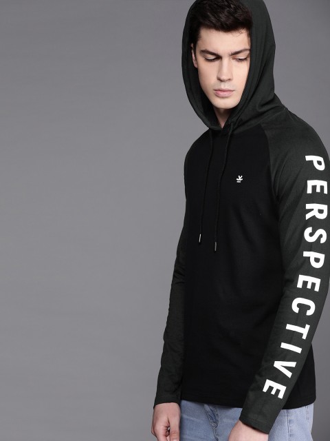 

WROGN Men Black Solid Slim Fit Hood T-shirt With Printed Detail
