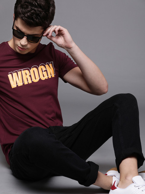

WROGN Men Maroon Printed Round Neck Regular Fit T-shirt