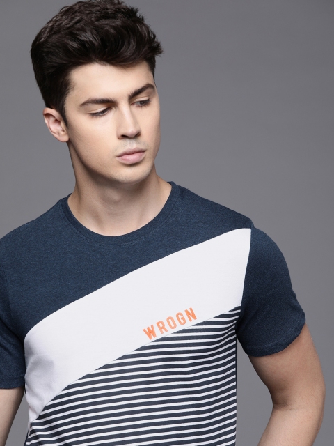 

WROGN Men Navy Blue & White Striped Slim Fit Round Neck T-shirt