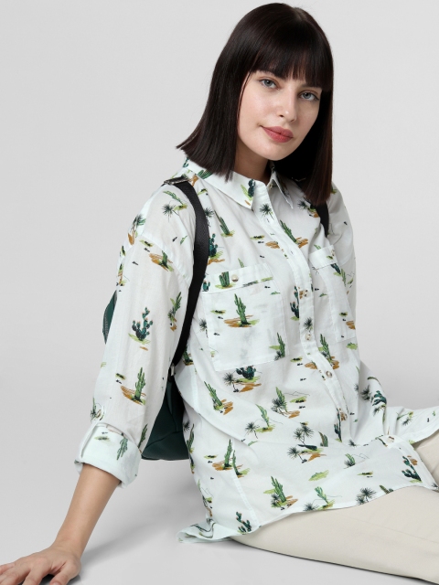 

Vero Moda Women White & Green Regular Fit Printed Casual Shirt