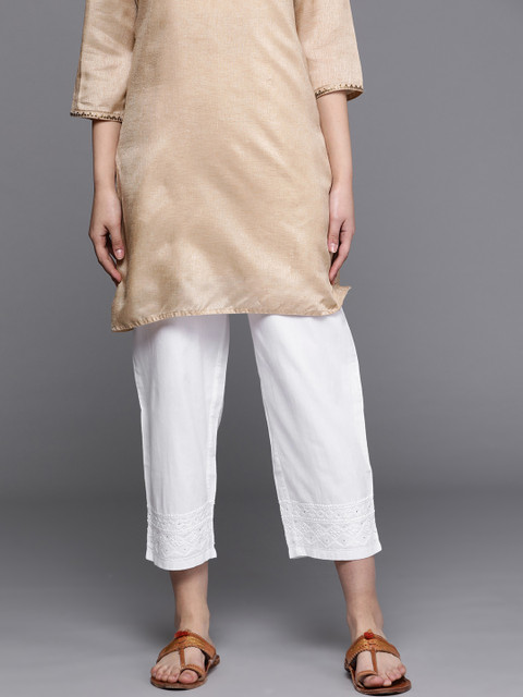 

Fabindia Women White Tapered Fit Chikankari Embroidered Hem Design Regular Trousers