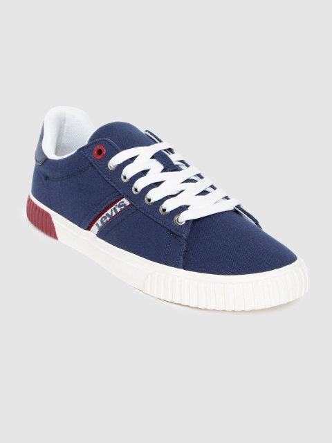 

Levis Men Blue SKINNER Canvas Sneakers