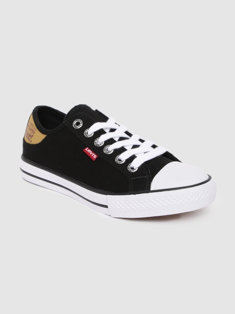 

Levis Women Black STAN BUCK Sneakers