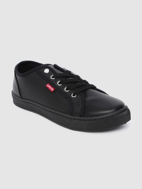 

Levis Women Black MALIBU BEACH Sneakers