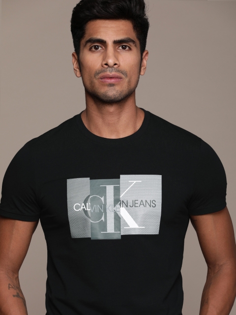 

Calvin Klein Jeans Men Black Printed Slim Fit Round Neck T-shirt