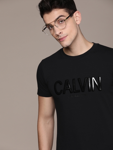 

Calvin Klein Jeans Men Black Printed Slim Fit Round Neck T-shirt