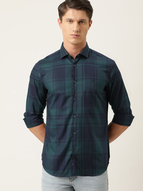 

Calvin Klein Jeans Men Navy Blue & Teal Green Slim Fit Checked Casual Shirt