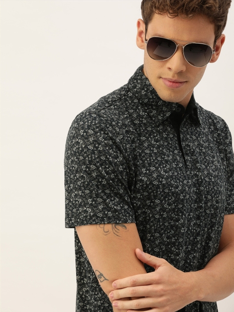 

Calvin Klein Jeans Men Black Printed Polo Collar T-shirt