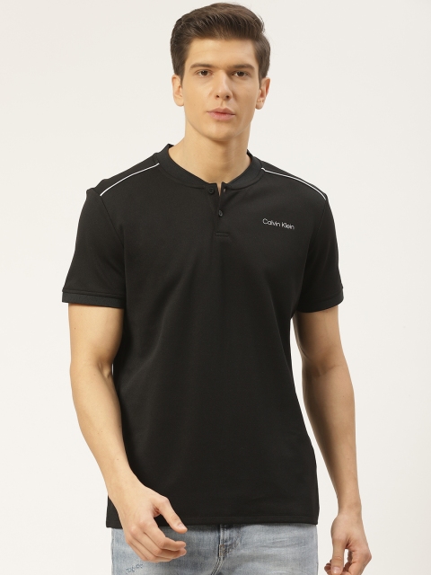

Calvin Klein Jeans Men Black Solid Henley Neck T-shirt