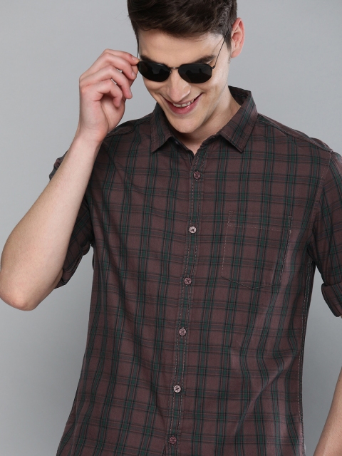 

HERE&NOW Men Burgundy & Green Slim Fit Checked Casual Shirt