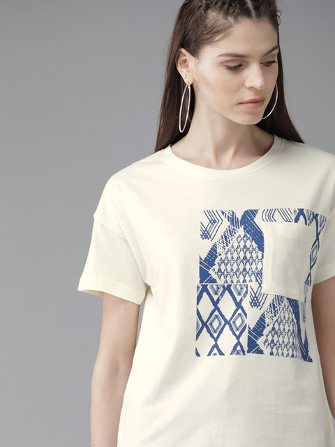 

Roadster Women Off-White & Blue Printed Round Neck T-shirt