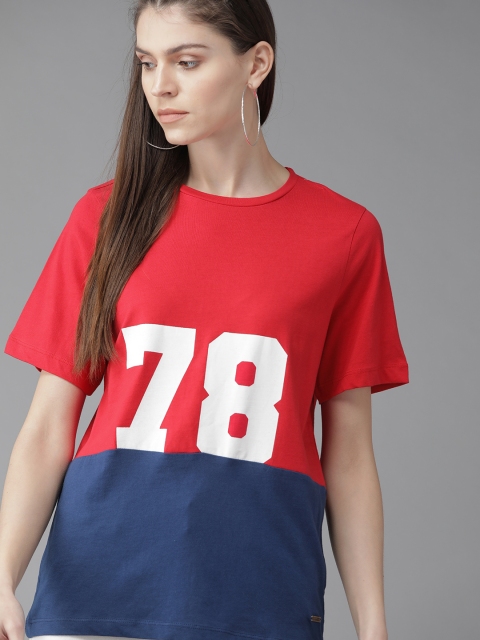

Roadster Women Red & Navy Blue Colourblocked Round Neck T-shirt