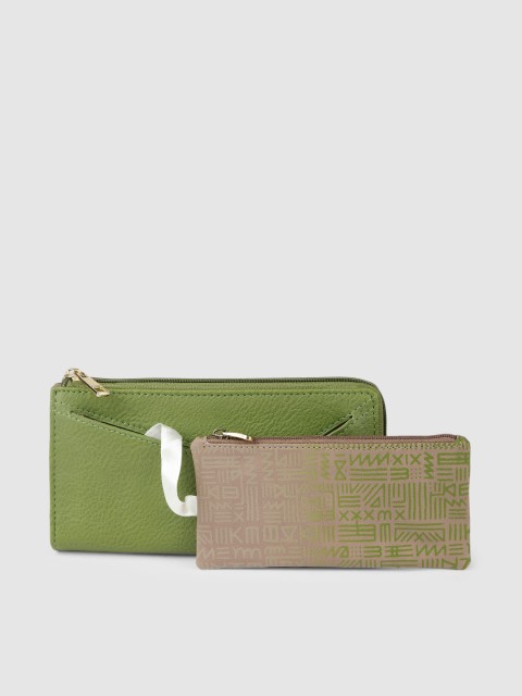 

Baggit Women Green Solid Zip Around Wallet