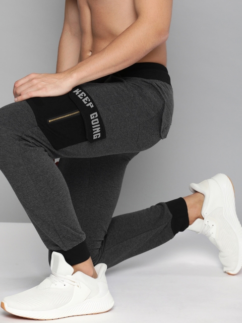 

HERE&NOW Men Charcoal Grey Solid Straight Fit Joggers With Contrast Pockets