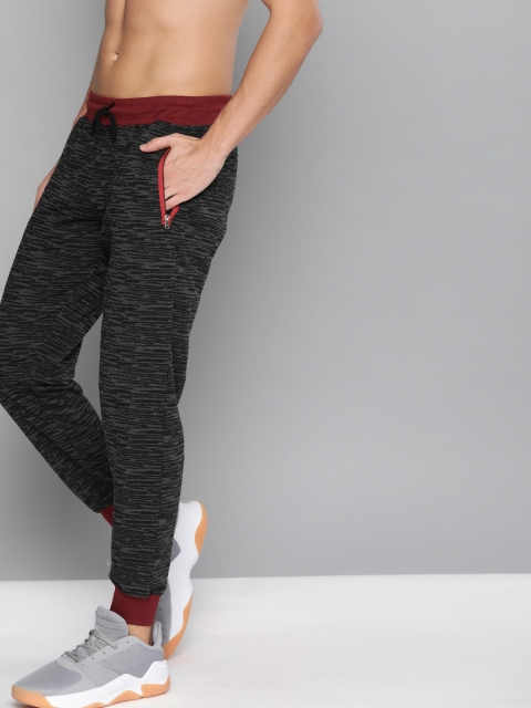 

HERE&NOW Men Charcoal Grey & Black Printed Straight Fit Joggers