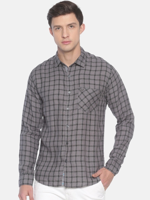 

Linen Club Men Grey & Black Regular Fit Checked Casual Linen Shirt